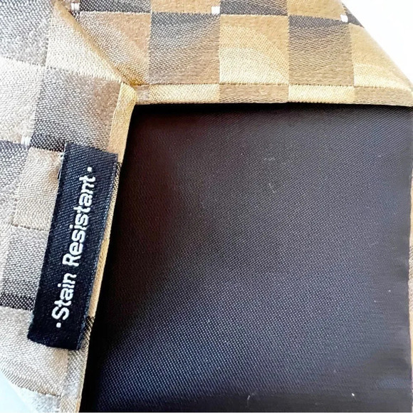 Croft‎ & Barrow Silk Tie Taupe Gray Diamond Print Stain Resistant New Kohls - Picture 5 of 8